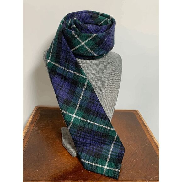 Ingles Buchan Scotland Plaid Wool Tie - Picture 1 of 5